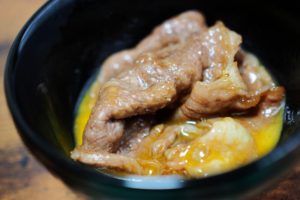 関西風すき焼きの特徴とは 食べ方とマナーもご紹介します 知識の泉